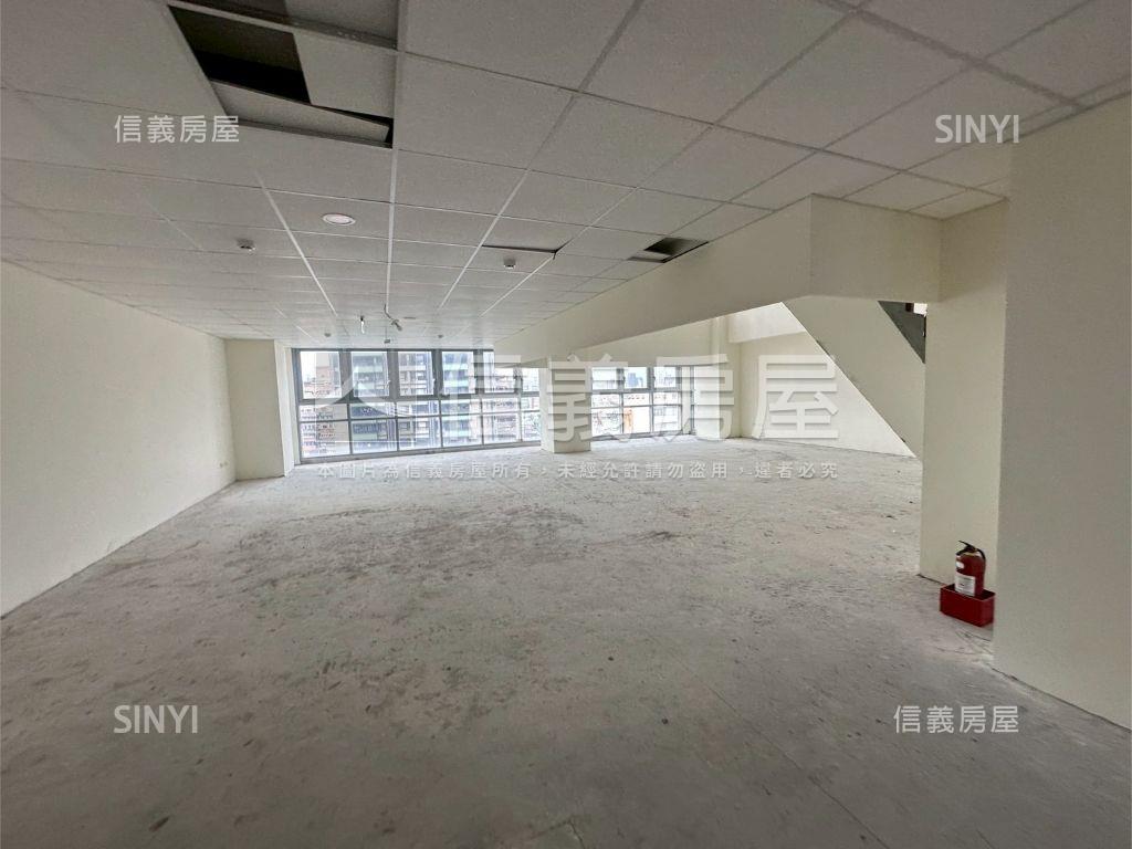 士林大南路辦公十樓房屋室內格局與周邊環境