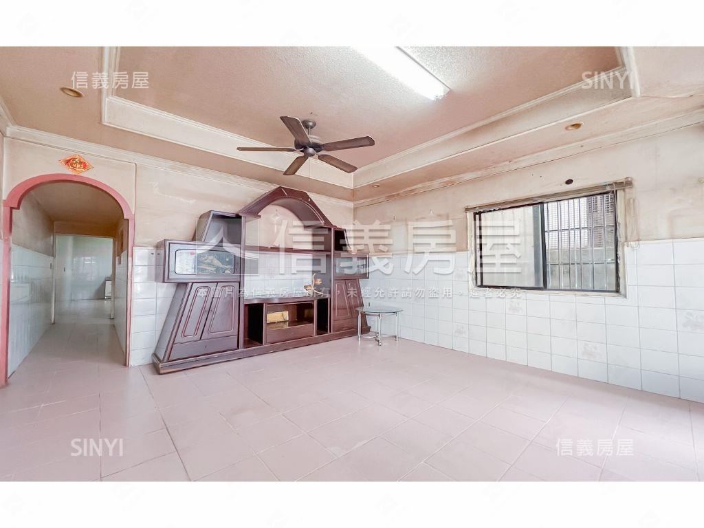 近潭子車站低總價邊間透天房屋室內格局與周邊環境