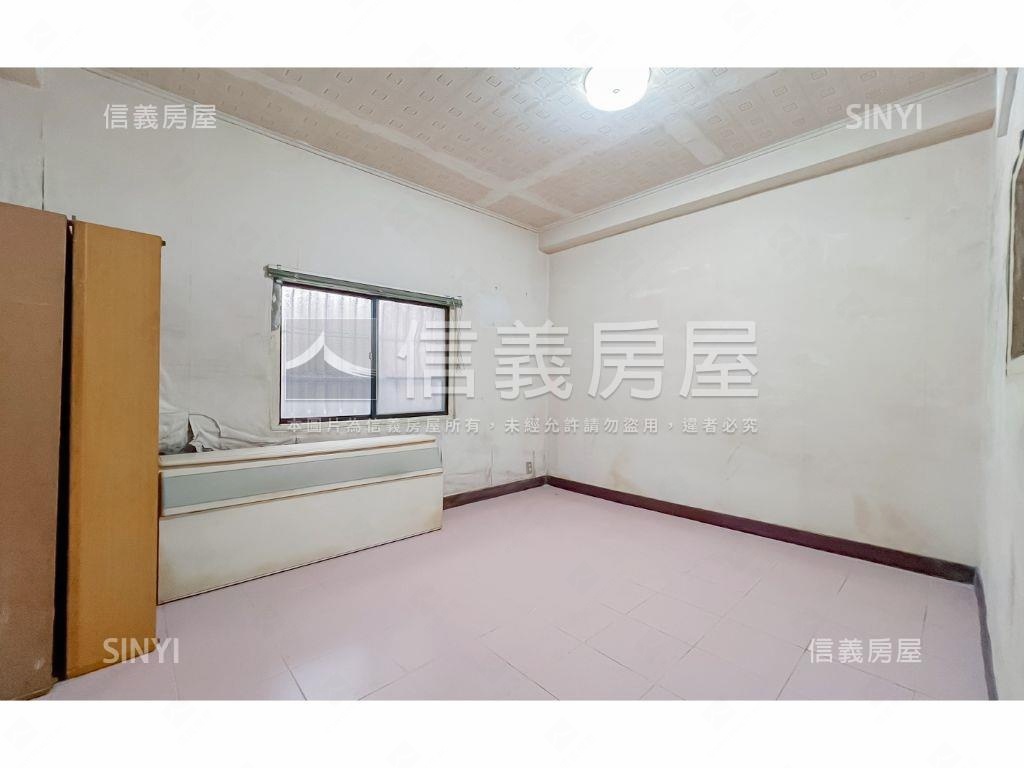 近潭子車站低總價邊間透天房屋室內格局與周邊環境