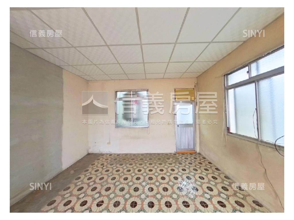 ＜新案＞華夏巷臨路透天房屋室內格局與周邊環境