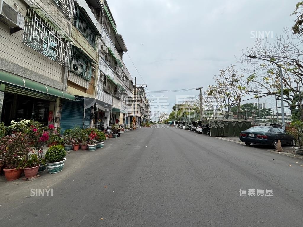 面右昌國中校園透天房屋室內格局與周邊環境