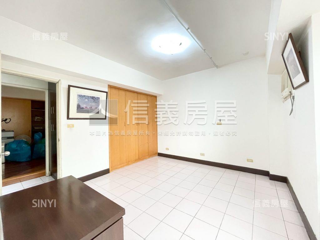 ⭐民生東路明亮３房車位房屋室內格局與周邊環境