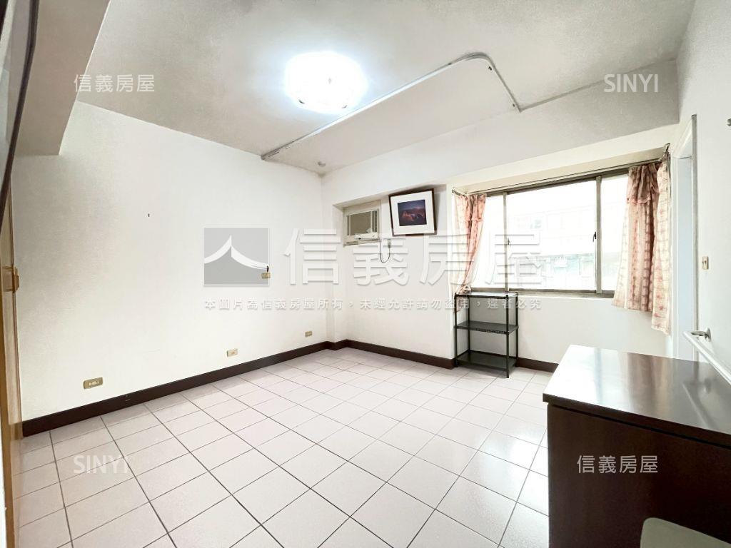 ⭐民生東路明亮３房車位房屋室內格局與周邊環境