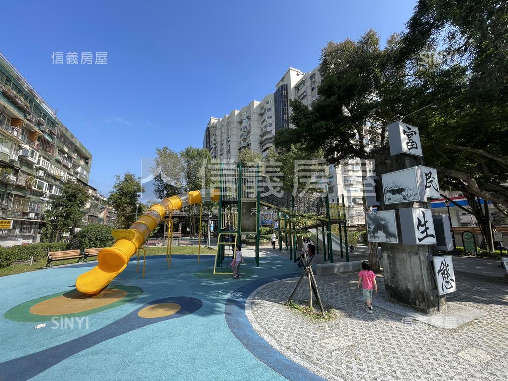 ⭐民生東路明亮３房車位房屋室內格局與周邊環境