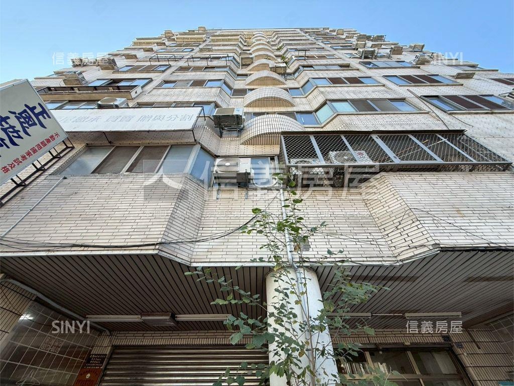 正林森路四房近忠孝國小房屋室內格局與周邊環境