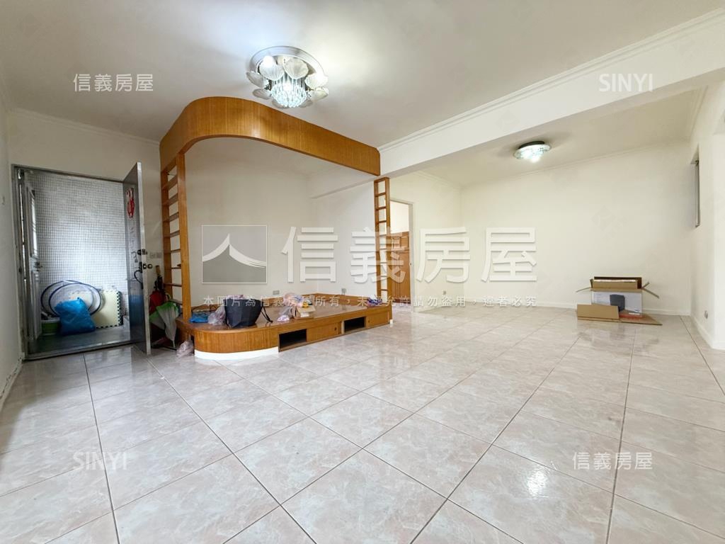 鄰天母ＳＯＧＯ商圈美屋房屋室內格局與周邊環境