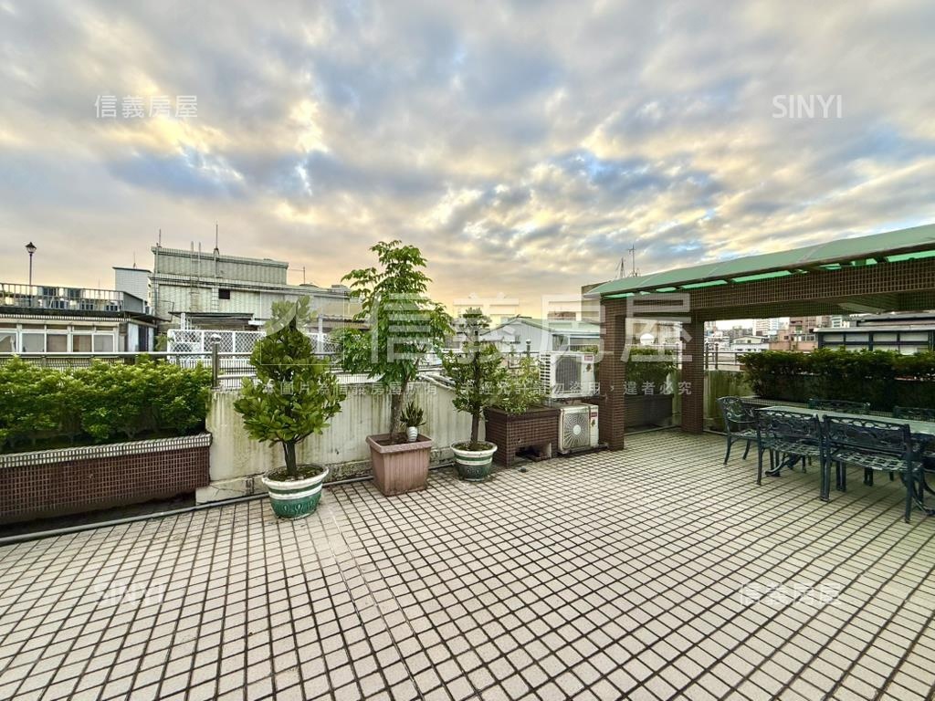 【新接】莊敬頂樓邊間美景房屋室內格局與周邊環境