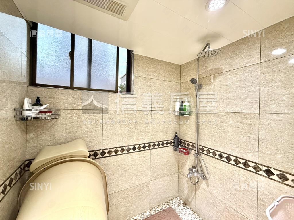 【新接】莊敬頂樓邊間美景房屋室內格局與周邊環境