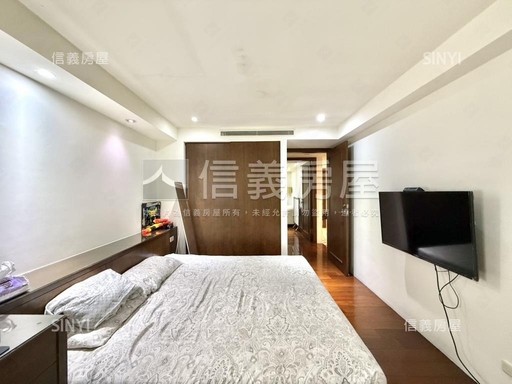 【新接】莊敬頂樓邊間美景房屋室內格局與周邊環境