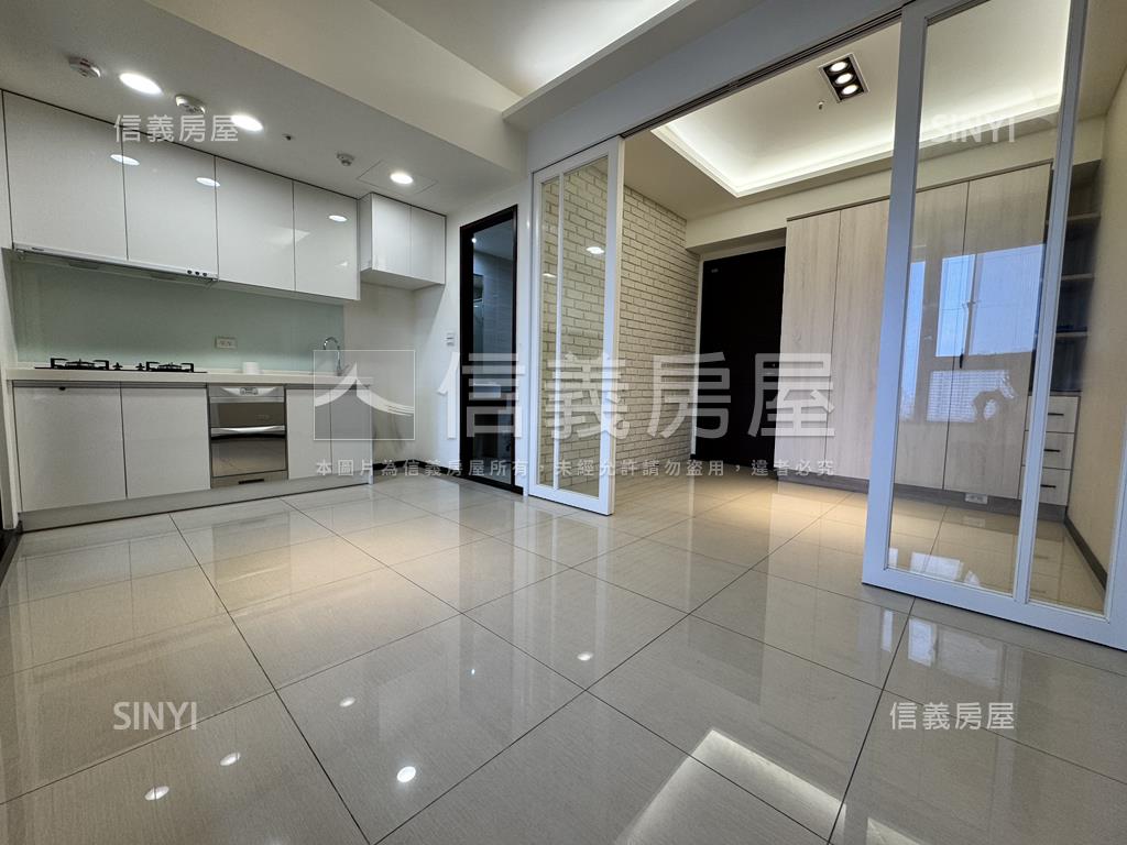 翔之譽▶景觀亮麗一房一廳房屋室內格局與周邊環境