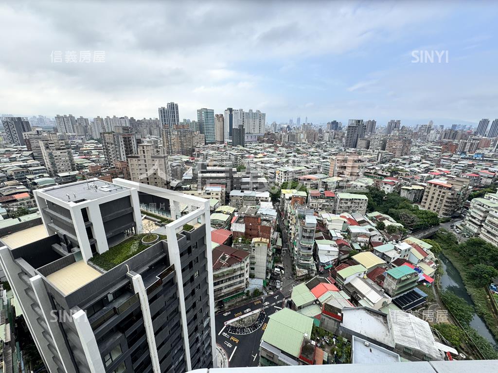 翔之譽▶景觀亮麗一房一廳房屋室內格局與周邊環境