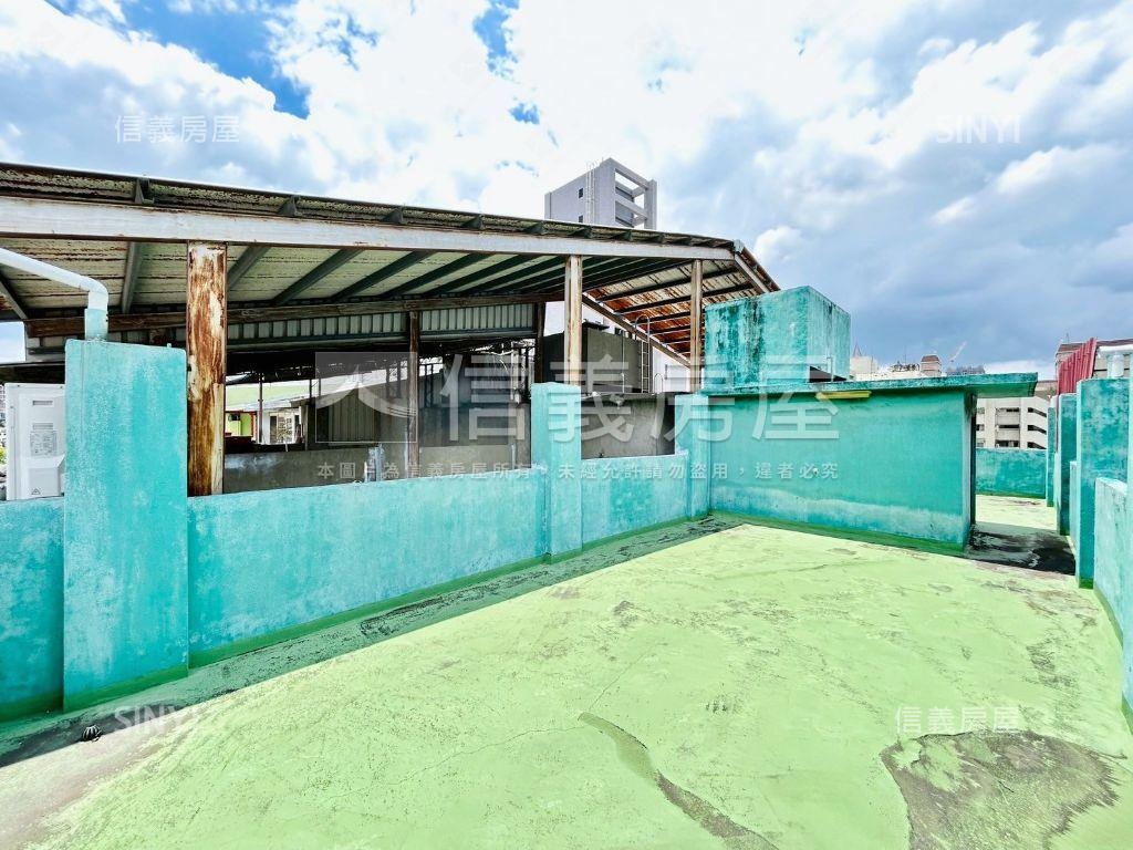 專任稀有釋出正崇德路透店房屋室內格局與周邊環境