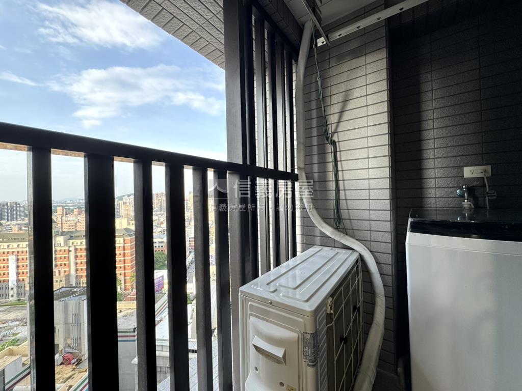 白天鵝高樓層靚兩房平車房屋室內格局與周邊環境