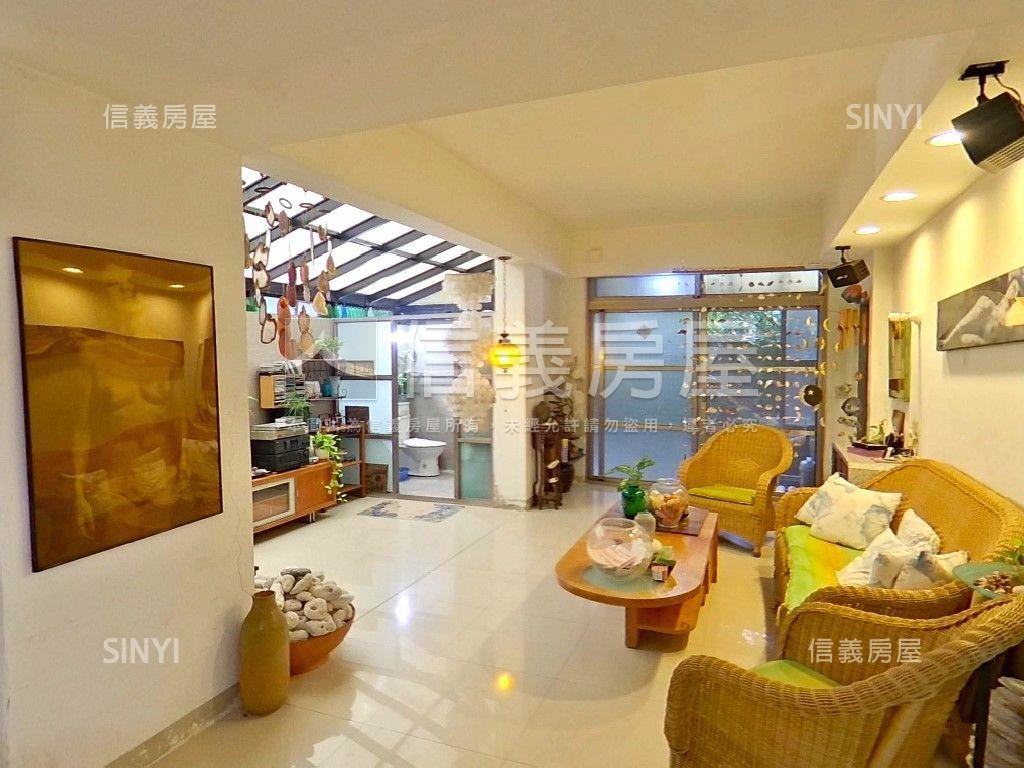 三角窗日式庭園房屋室內格局與周邊環境