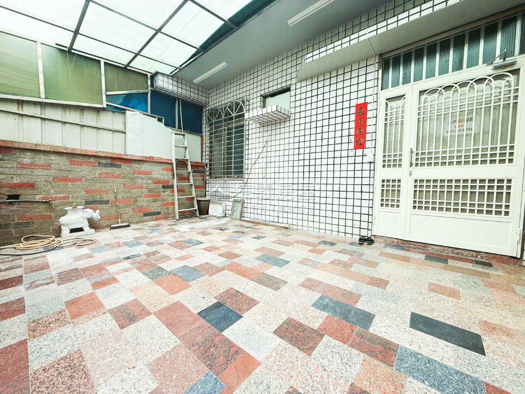 新整理！近公園美透天房屋室內格局與周邊環境