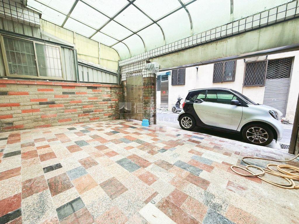 新整理！近公園美透天房屋室內格局與周邊環境