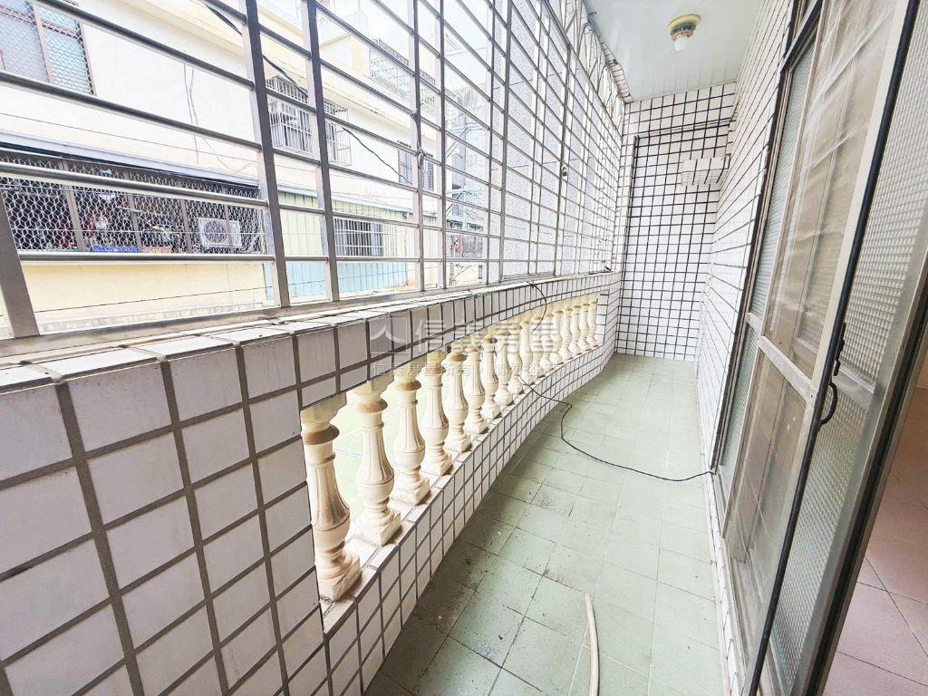 新整理！近公園美透天房屋室內格局與周邊環境