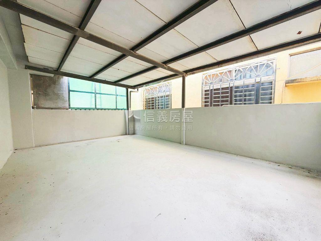 新整理！近公園美透天房屋室內格局與周邊環境