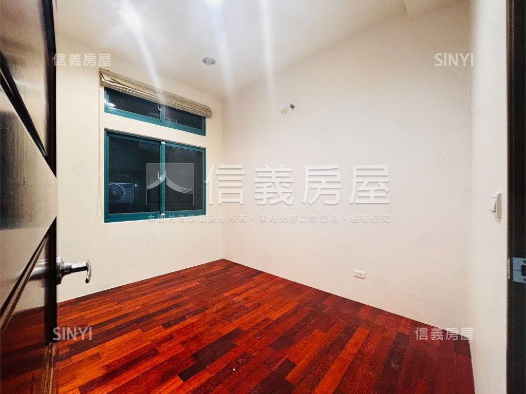 竹北遠百生活圈蔚藍海３房房屋室內格局與周邊環境