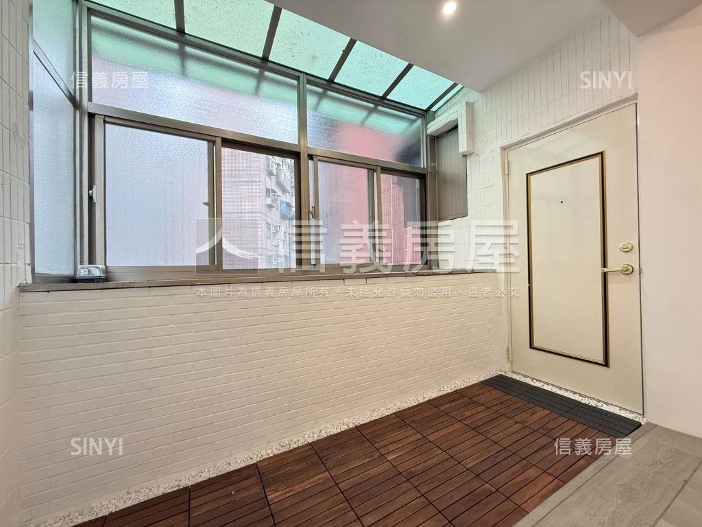 全新整理３樓公寓房屋室內格局與周邊環境
