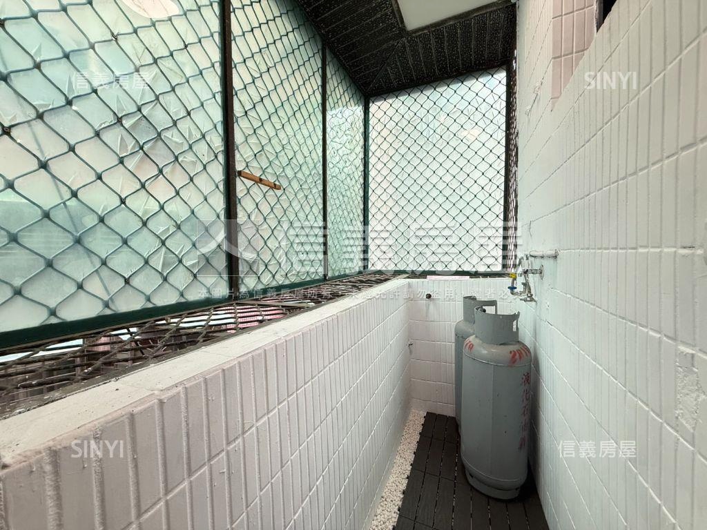 全新整理３樓公寓房屋室內格局與周邊環境