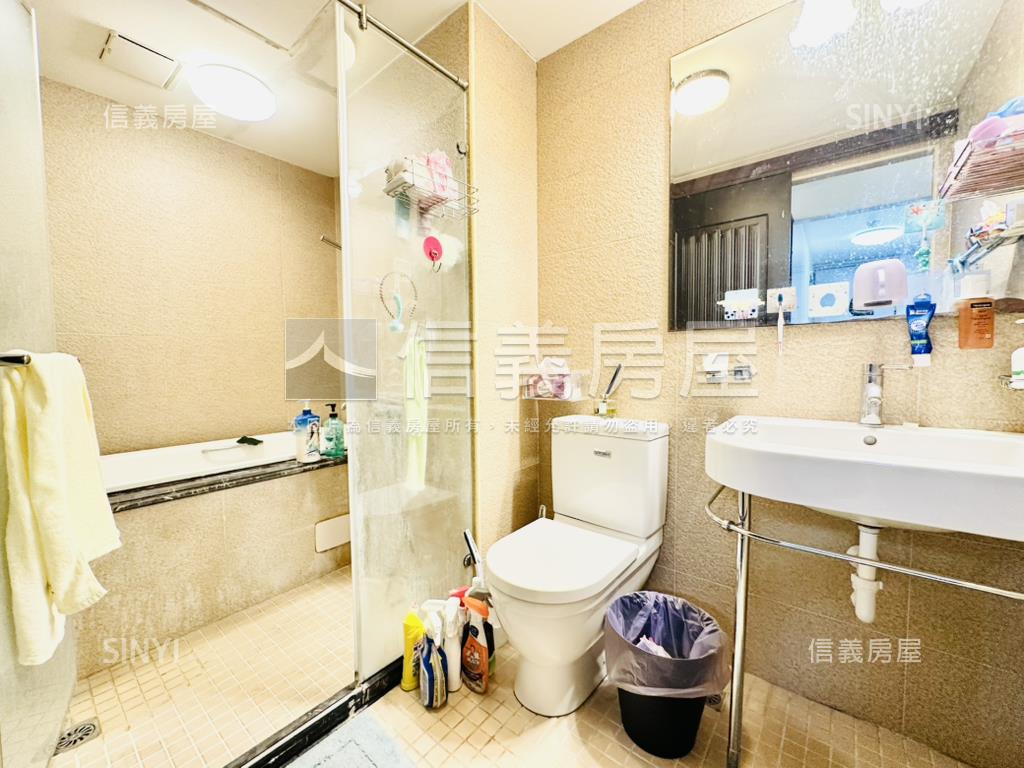 近國資圖特區兩房附車位房屋室內格局與周邊環境