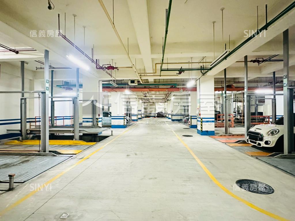 近國資圖特區兩房附車位房屋室內格局與周邊環境