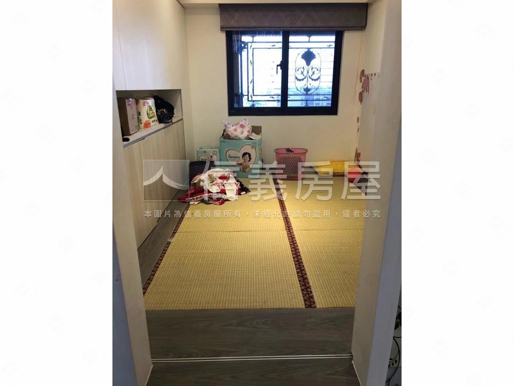 天琴三房車位房屋室內格局與周邊環境