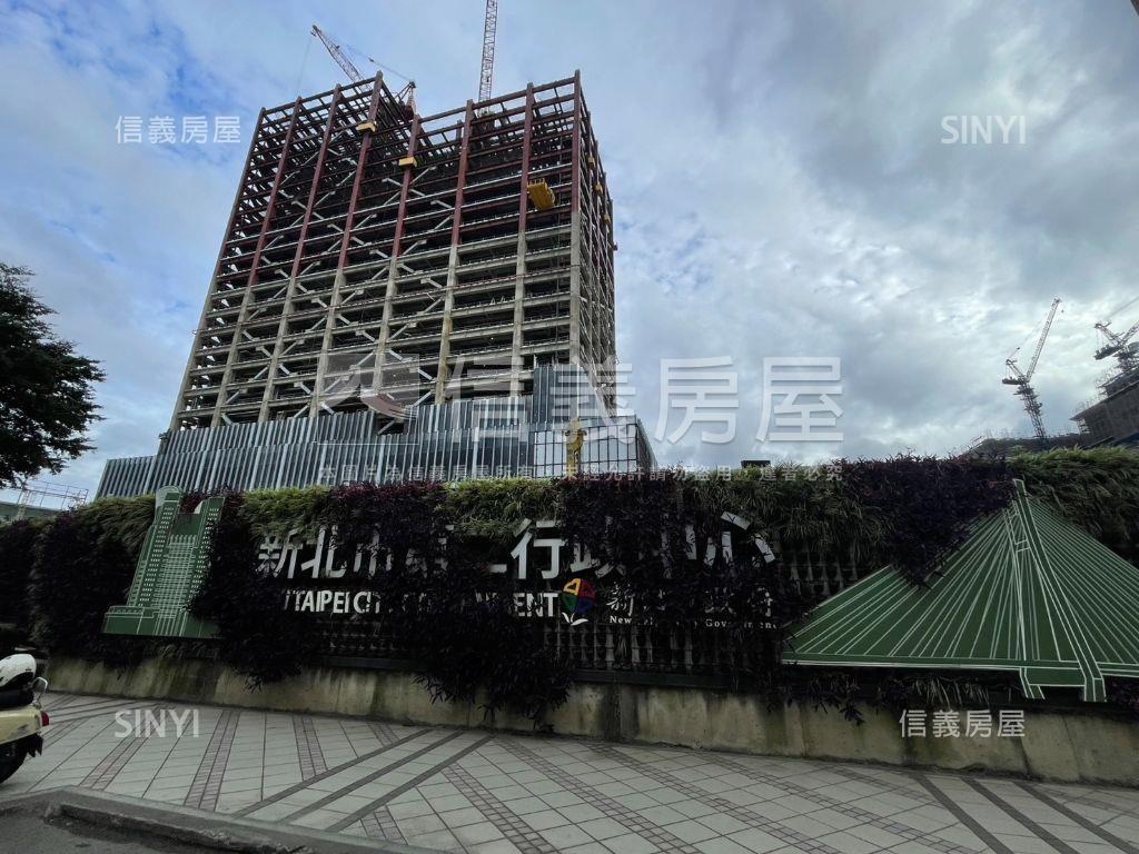 ５１８坪角窗捷運廠房房屋室內格局與周邊環境