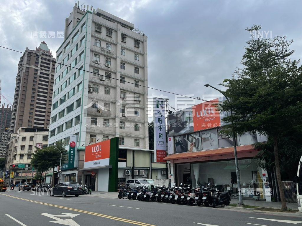 ５１８坪角窗捷運廠房房屋室內格局與周邊環境