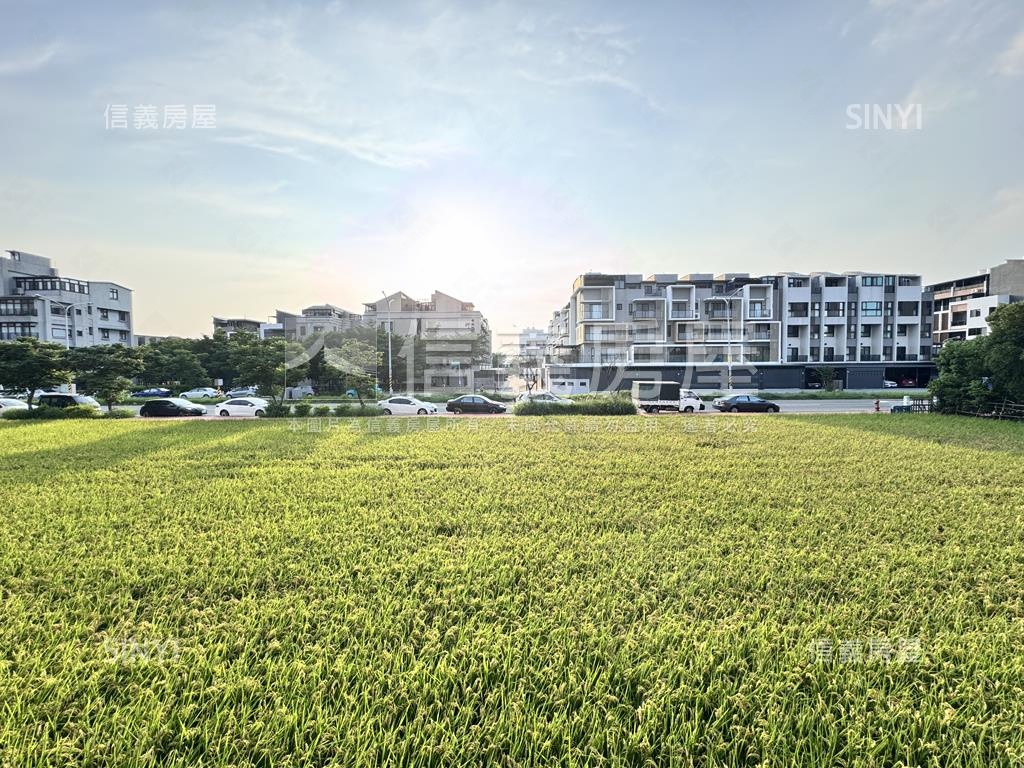 竹北美景車庫採光透天房屋室內格局與周邊環境