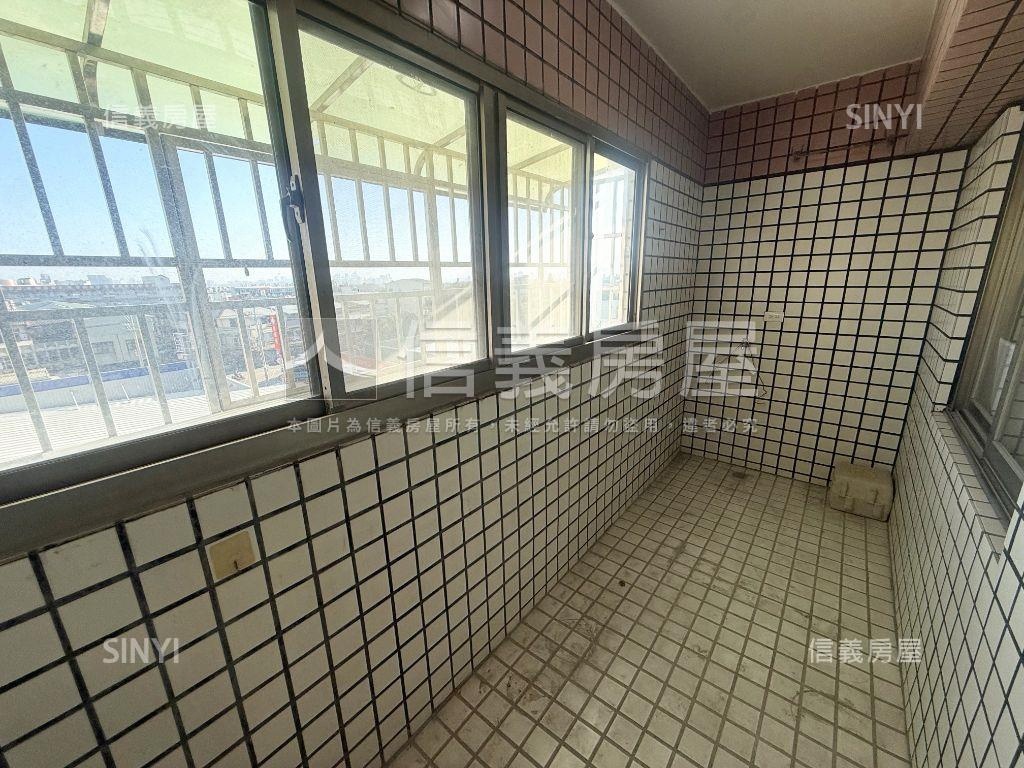 大雅公園精裝電梯三房車位房屋室內格局與周邊環境