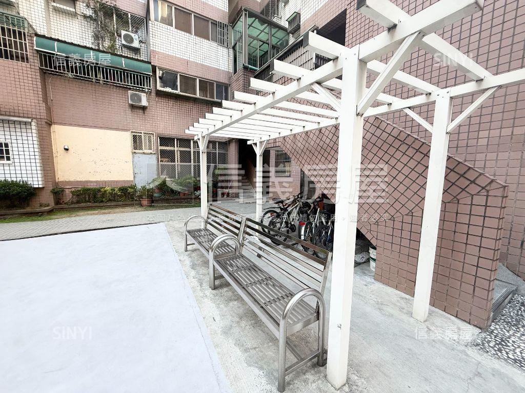 大雅公園精裝電梯三房車位房屋室內格局與周邊環境