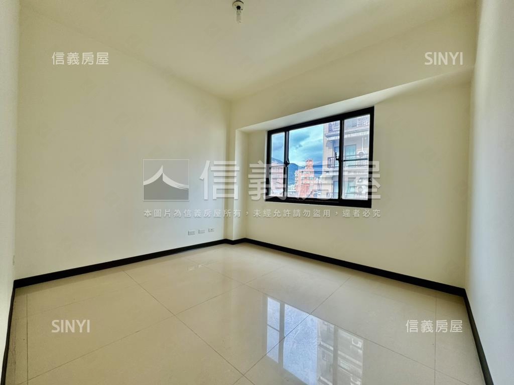 享受北投挑高大器四房房屋室內格局與周邊環境