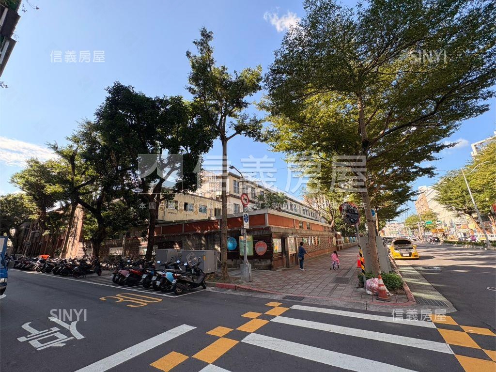 萬華車站莒光路雙層金店面房屋室內格局與周邊環境