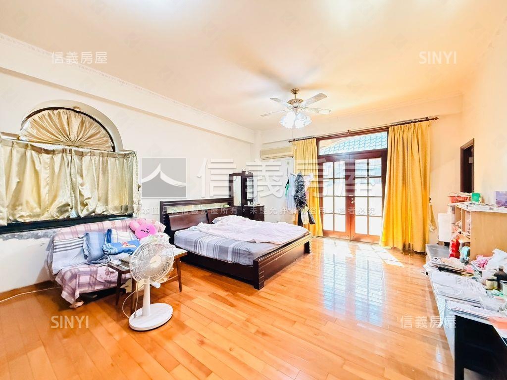 虎尾寮｜上段４車電梯別墅房屋室內格局與周邊環境