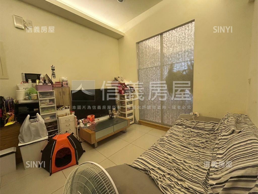 關渡捷運陽明峰匯平面車位房屋室內格局與周邊環境
