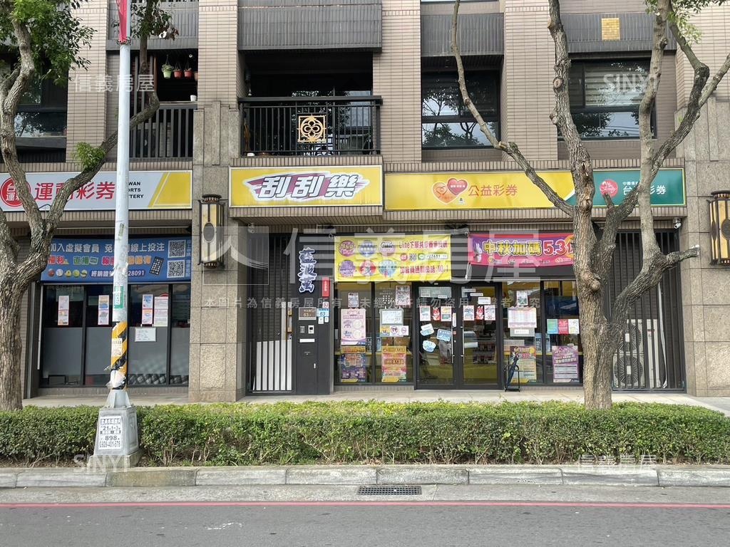 遠雄龍岡面寬熱鬧金店面房屋室內格局與周邊環境