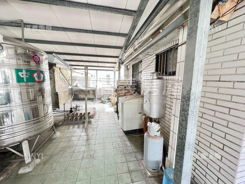 鼎佳使用大空間公寓房屋室內格局與周邊環境