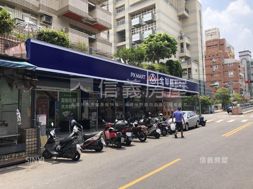 誠售木新路稀有雙層住店房屋室內格局與周邊環境