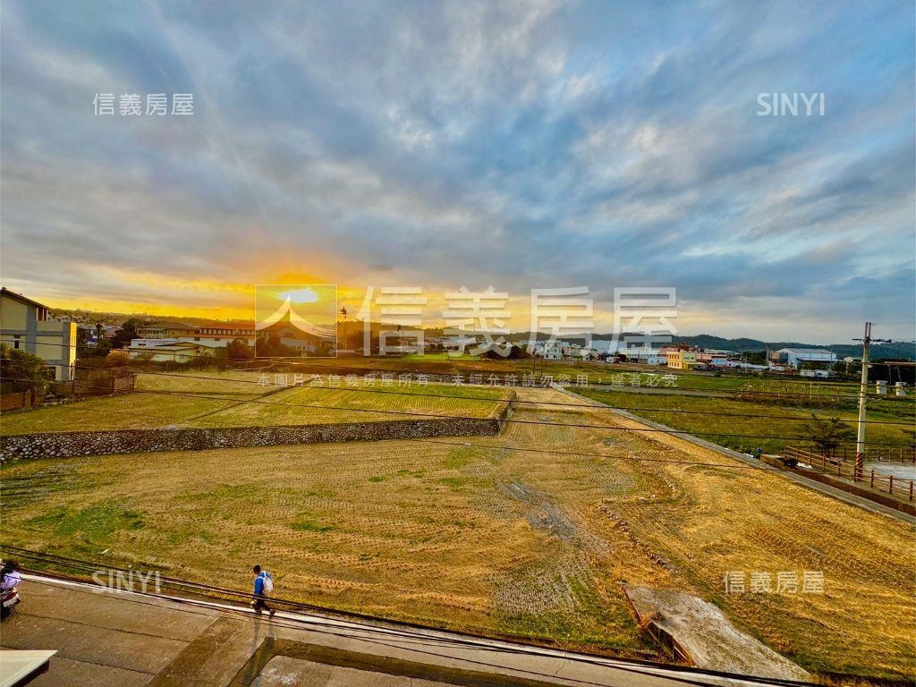 近中興國小景觀三房雙車位房屋室內格局與周邊環境