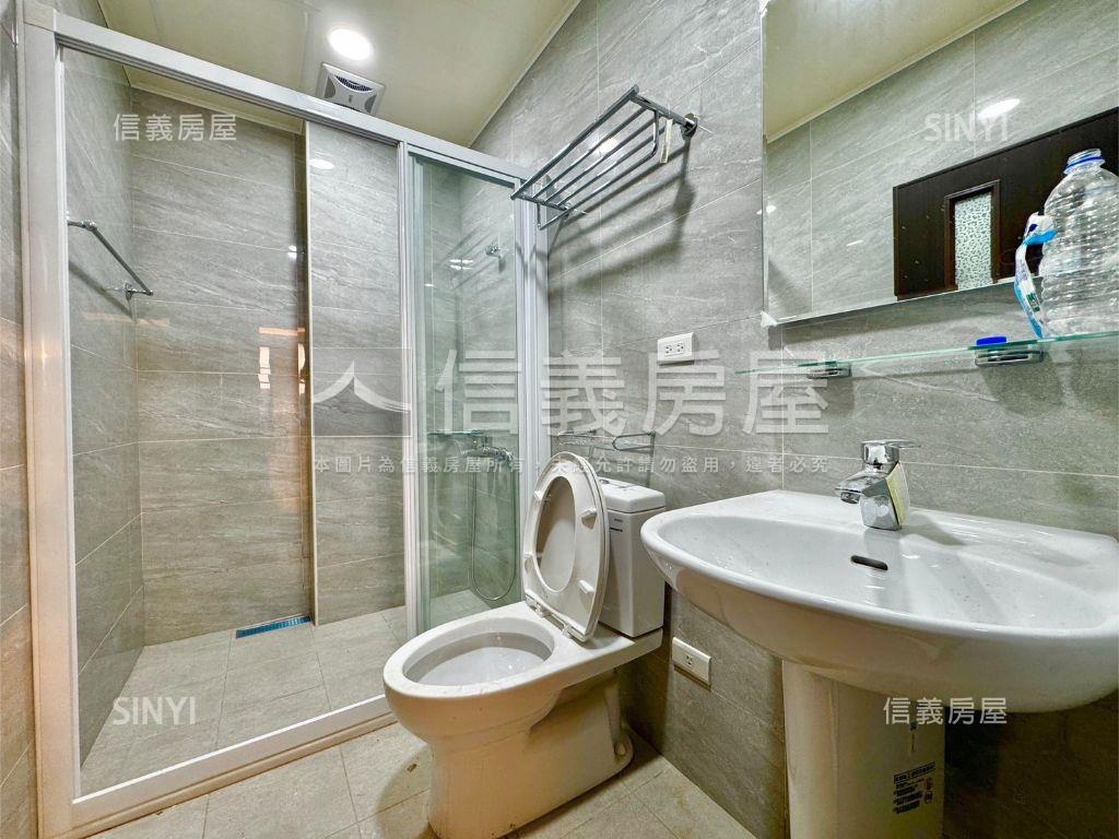 近中興國小景觀三房雙車位房屋室內格局與周邊環境