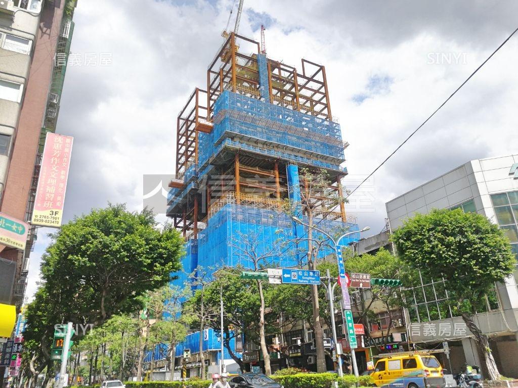 台北市信義區信義永春璞真永吉三房車位 總價5380萬 立即了解更多資訊