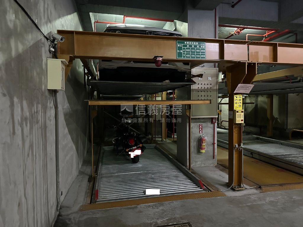 松荷車位ＮＯ．１房屋室內格局與周邊環境