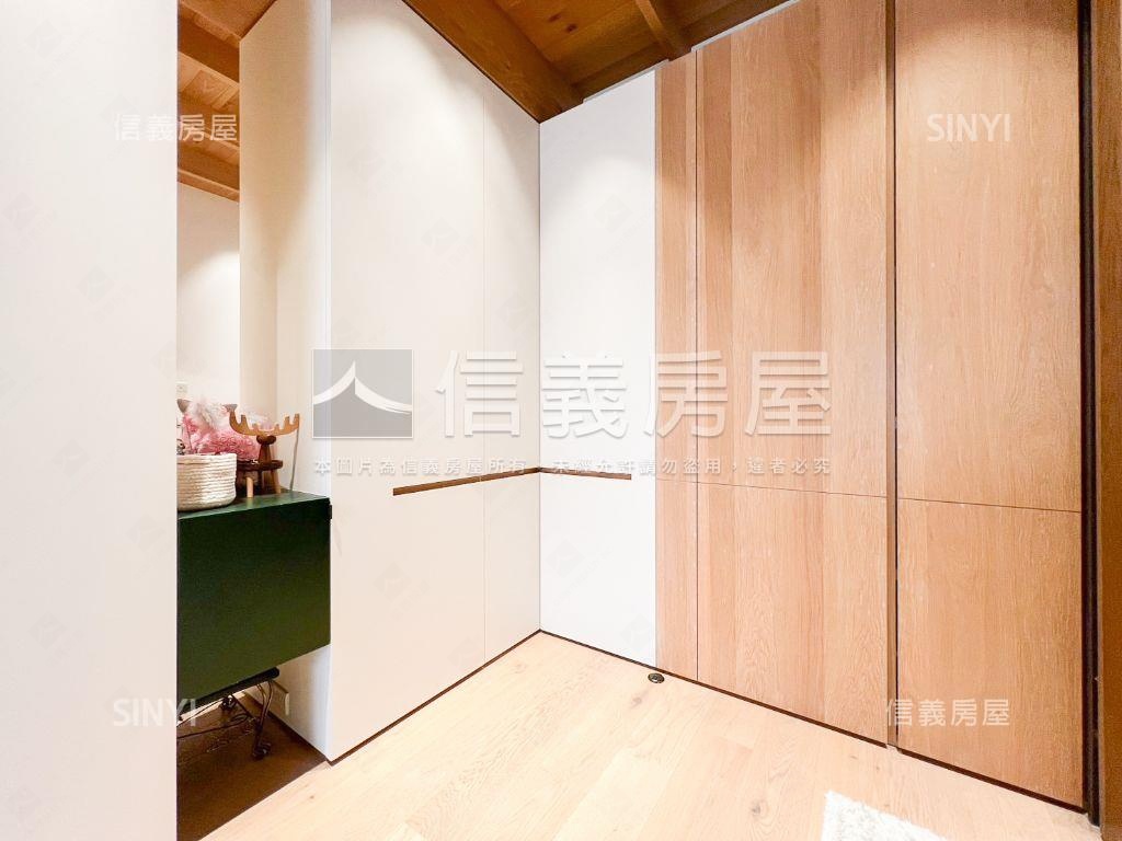 ＶＲ全視野勤美質感高樓房屋室內格局與周邊環境
