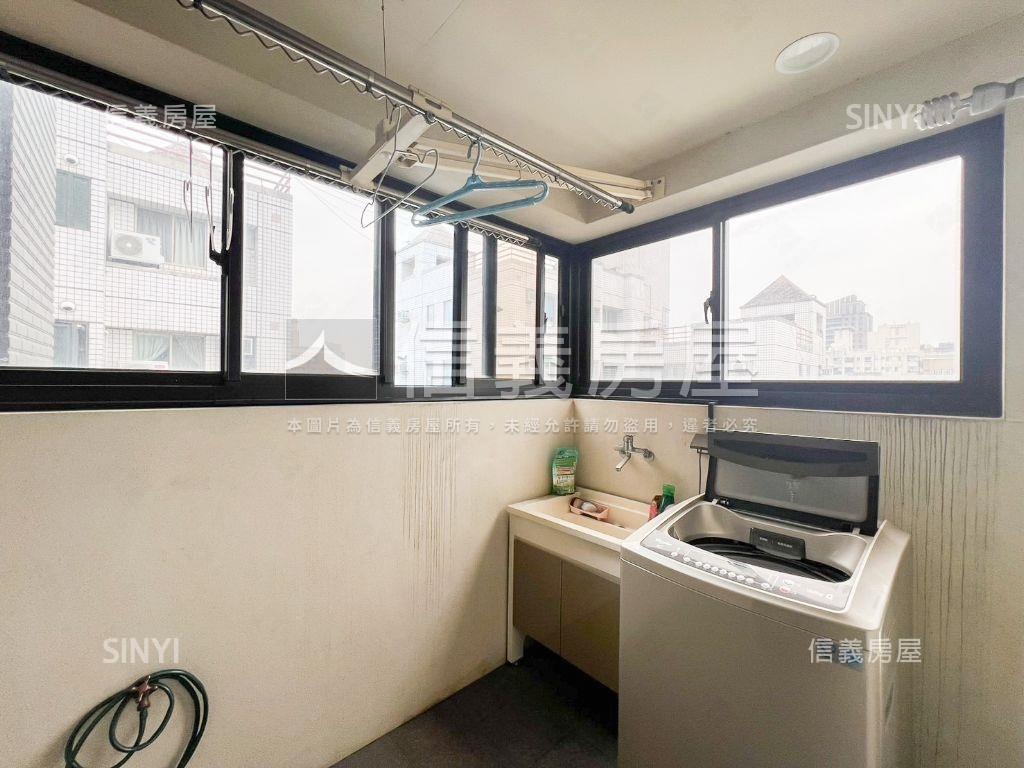 ＶＲ全視野勤美質感高樓房屋室內格局與周邊環境
