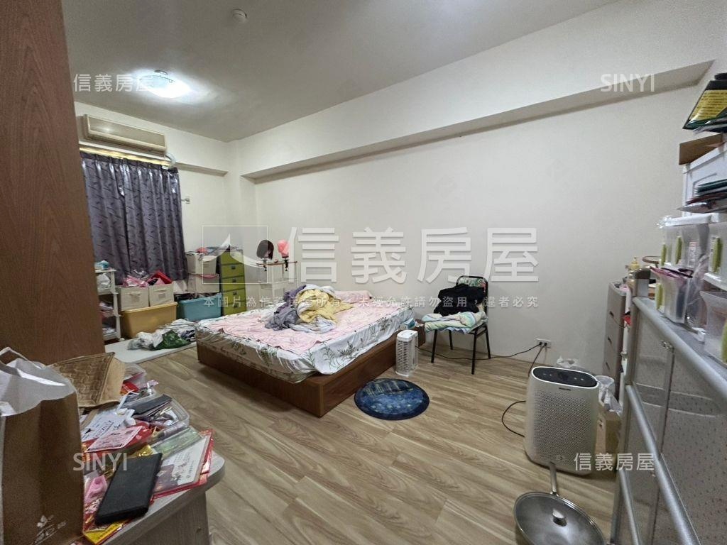 近鳳山體育館●兩戶一起賣房屋室內格局與周邊環境
