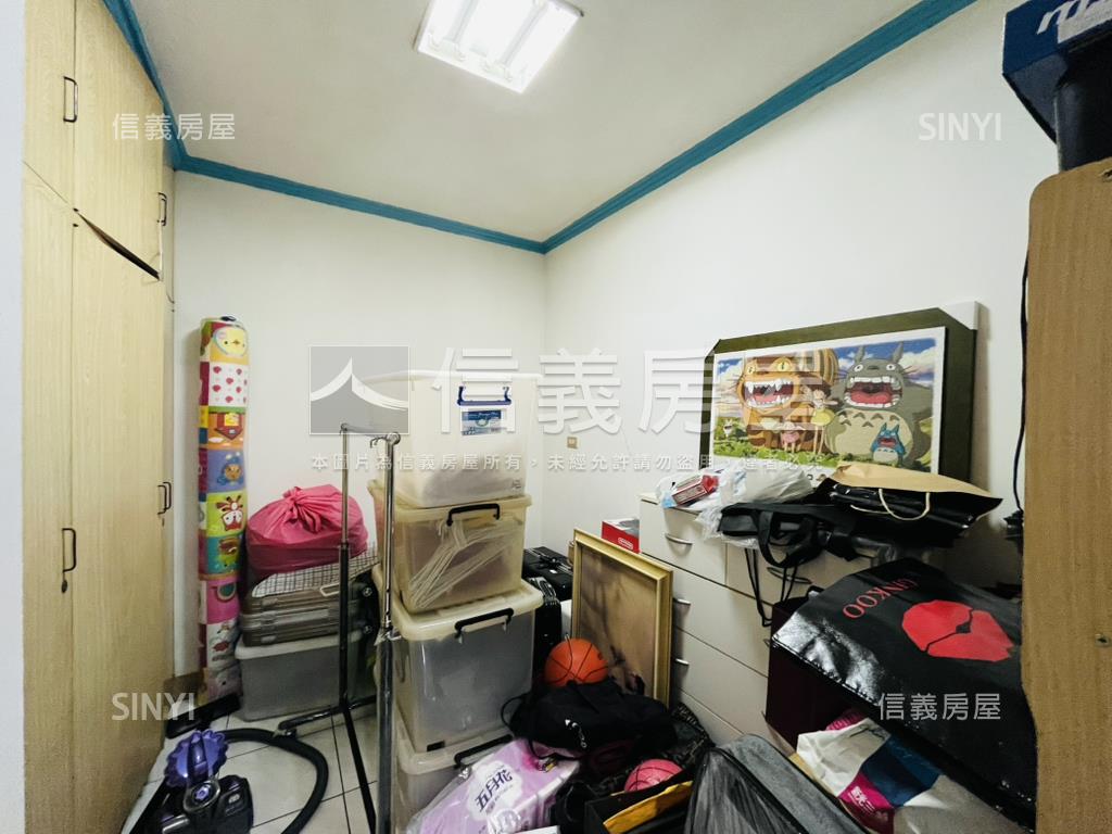 中和國小對面雙衛浴開窗房屋室內格局與周邊環境