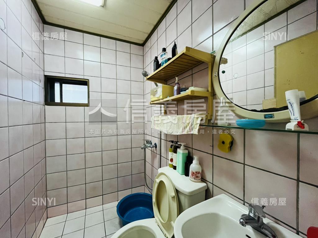 中和國小對面雙衛浴開窗房屋室內格局與周邊環境