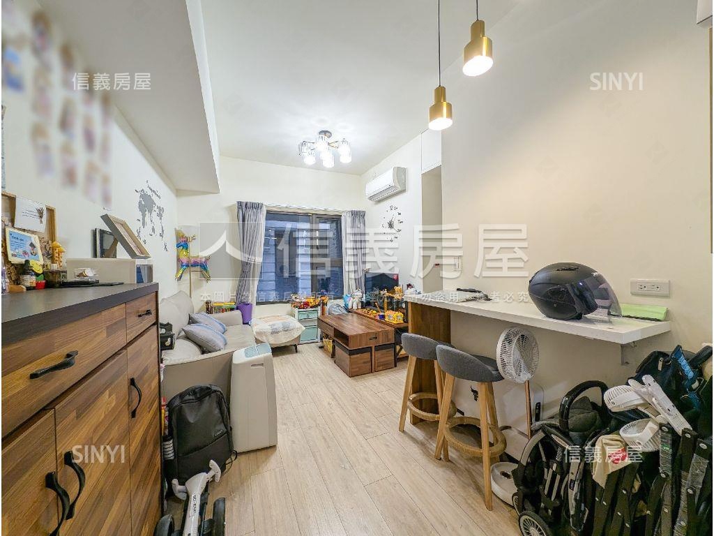 新潤青峰邊間方正兩房房屋室內格局與周邊環境